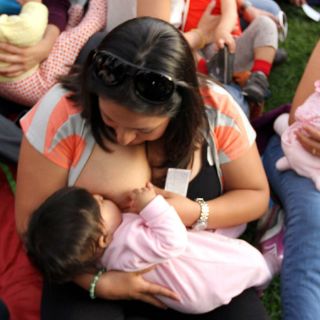 Lactancia materna beneficia a sectores de salud