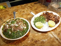 Este plato es a base de carne de chivo, preparado en salsa de muchas especias y chiles. EFE / ARCHIVO