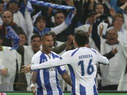 Héctor Herrera festeja una anotación; hasta el momento, Porto es el segundo en la clasificación con 18 puntos. MEXSPORT /