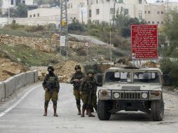 Debido a la ola de violencia, militares israelíes están apostados en los puntos claves de la ciudad. AP / N. Shiyoukhi