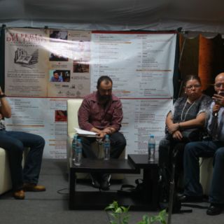 Periodistas dialogan sobre la profesión