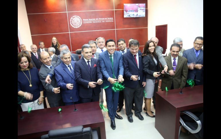 Al acto acudieron representantes de los poderes Judicial, Legislativo y Ejecutivo estatales. EL INFORMADOR / M. Vargas