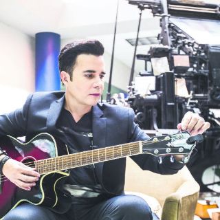 José Cantoral te está buscando