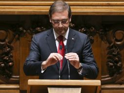 La izquierda portuguesa aprueba una moción de rechazo con la que derribó el Gobierno conservador de Pedro Passos Coelho. EFE / M. Lopes