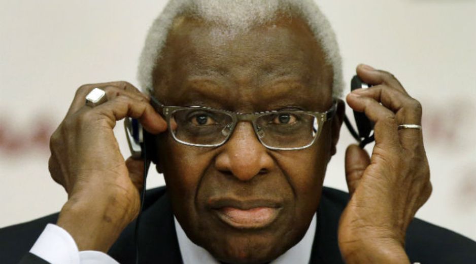 Diack sirvió como miembro pleno del COI durante 15 años hasta 2014, cuando se convirtió en miembro honorario. AP / K. Cheung