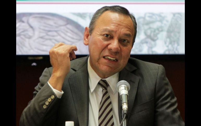 El perredista considera que cuando se habla de seguridad se tiene que pensar bajo la premisa de que es un asunto nacional. SUN / ARCHIVO