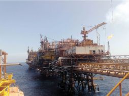 El sindicato y Pemex acordaron revisar en 2021 los parámetros de las jubilaciones de los trabajadores en función de edad y antigüedad. AFP / ARCHIVO