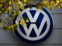 VW encara multas, reparaciones costosas y pérdida de ventas, luego del escándalo de emisiones. AP / ARCHIVO