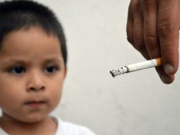 La contaminación en casa, está ligada al consumo de tabaco por parte de los padres. NTX / ARCHIVO
