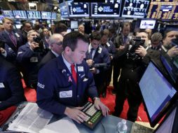 El índice compuesto del Nasdaq retrocedió hasta las cinco mil 5.08 unidades. AP / ARCHIVO