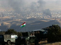 La coalición que lidera EU afirmó que en los últimos ataques aéreos se destruyeron 27 posiciones de combate. AFP / S. Hamed