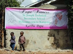 En Kenia ya se preparan para recibir al Pontífice en lo que será su gira por África. EFE / D. Kurokawa