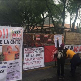 La CNTE protesta por evaluación en el DF