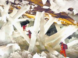 Extraordinaria foto de los cristales de selenita, sacada por  los profesionales  perfectamente bien equipados. EL INFORMADOR / P. Fernández Somellera