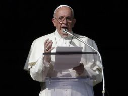 El papa Francisco durante el rezo del Angelus, en El Vaticano. AP / G. Borgia