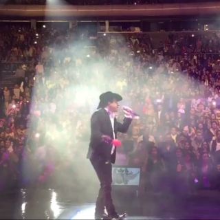 Julión Álvarez abarrota el Auditorio Nacional