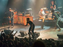 En la imagen, el grupo actúa en la sala Bataclan, minutos antes de que terroristas acabaran con la vida de al menos 80 personas. AFP / M. Ruszniewski