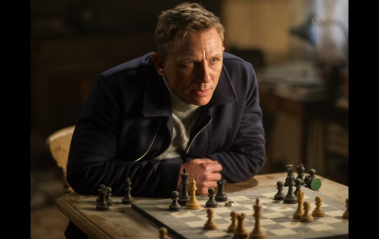 En 'Spectre', el director Sam Mendes profundiza en el pasado y los fantasmas de Bond. EFE / ARCHIVO