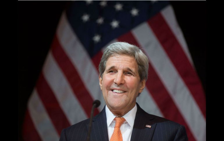 Opositor indica a Kerry que las aspiraciones del pueblo sirio son la revolución de libertad y una transición a la democracia. AFP / V. Simicek