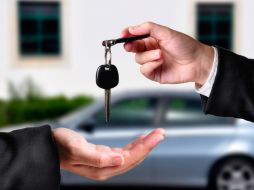 Una opción para renovar su auto sin que gaste de más es que invierta en un auto usado. EL INFORMADOR /