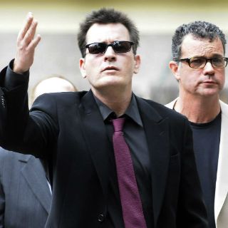 Charlie Sheen anunciará que es portador del VIH