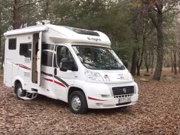 Los cuerpos eran de cuatro hombres, una mujer y un niño; miembros de dos familias que habían acampado en un autocaravana. YOUTUBE / CambioDeRasante