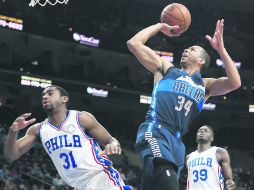 En la lona. Filadelfia sumó 11 derrotas en la temporada. AP / M. Slocum