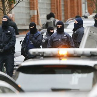 Autoridades belgas hallan más indicios en casa de acusados de terrorismo