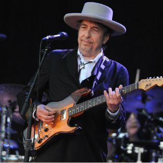 Bob Dylan pide vigilancia en conciertos que dará en Bolonia