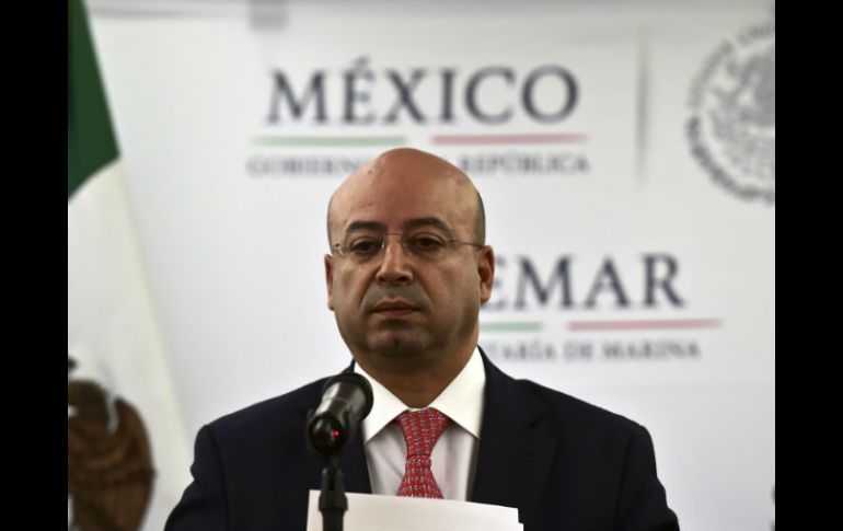 En conferencia de prensa, Sales Heredia resalta que las acciones de esta investigación se efectuaron sin un solo disparo. AFP / R. Schemidt