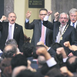 Enrique Graue rinde protesta como nuevo rector de la UNAM
