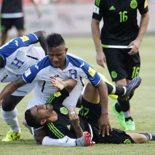 Javier Aquino envía apoyo a Luis Garrido