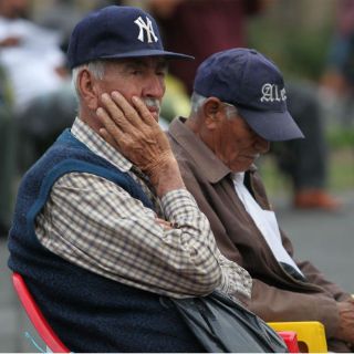 Reforma a PENSIONISSSTE, para que pueda competir: Reyes Baeza