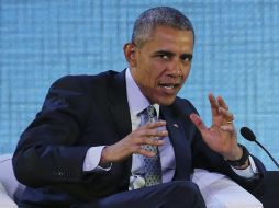 Desde Filipinas, Obama lamenta 'la histeria' reinante y acusa a los republicanos de tener miedo a 'viudas y huérfanos'. EFE / A. Favila