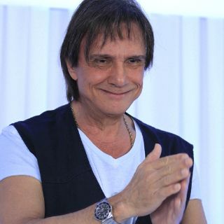 Roberto Carlos es honrado como Persona del Año