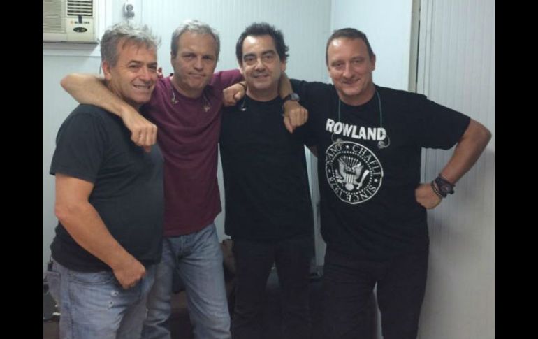 'Venezia' y 'Devuélveme a mi chica' significaron un éxito rotundo al grado de considerarse como canciones icónicas del rock en español. TWITTER / @HombresG