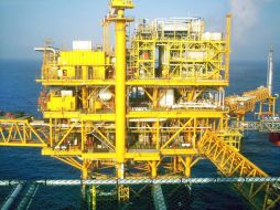 Pemex realizó una colocación de deuda en el mercado internacional por 600 millones de francos suizos, con vencimiento en 2020. EL INFORMADOR / ARCHIVO