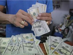 Banxico ofrecerá al mercado 200 MDD por el peso se deprecia 1.5 por ciento. EL INFORMADOR / ARCHIVO