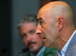 El estratega español Francisco ''Pako'' Ayestarán agradece a la directiva del Santos la oportunidad de trabajar en el equipo. TWITTER / @ClubSantos