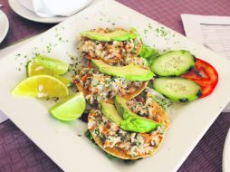 Tostadas de ceviche de Villa del Palmar. EL INFORMADOR / F. González
