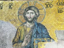 'Yo soy el Alfa y la Omega, el que es, el que era y el que viene, el Todopoderoso'. ESPECIAL /