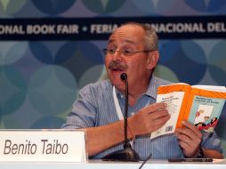 Al escritor le agrada ver que la tasa de lectura en México ha crecido este año. EL INFORMADOR / ARCHIVO