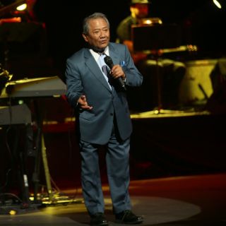 Armando Manzanero rinde homenaje a José Alfredo Jiménez