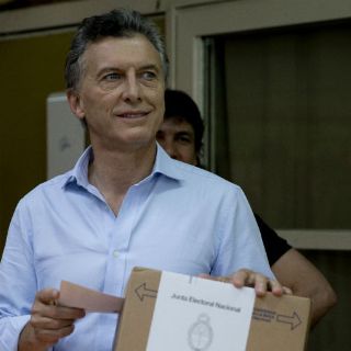 Mauricio Macri gana elecciones en Argentina, según sondeos