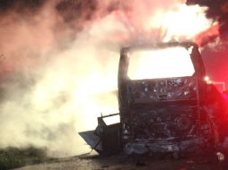 Autobús que venía de Poza Rica y un vehículo del DF chocaron. EFE /