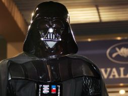 El sospechoso fue detenido gracias a que se quitó la mascara de Darth Vader al intentar huir. AFP / ARCHIVO