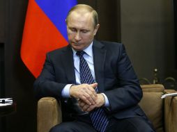 Vladimir Putin indica que es ''obvio'' que el caza Su-24 derribado por Turquía no representaba ninguna amenaza. AP / M. Shipenkov