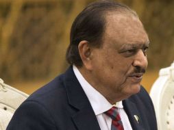 El presidente de Pakistán, Mamnoon Hussain, se basó en la caridad para detener la ejecución. ESPECIAL /