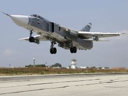 El primer ministro ucraniano, Arseni Yatseniuk, dio la orden de paralizar todo el transporte de tránsito por aire. EFE / ARCHIVO