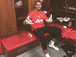 Valdés acumula sólo dos apariciones con los Red Devils. TWITTER / @1victorvaldes
